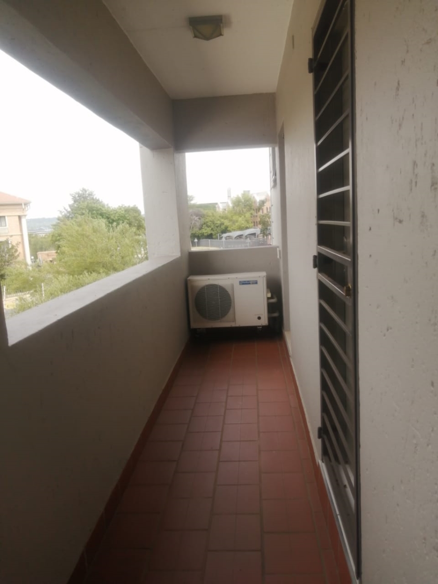  Bedroom Property for Sale in Sunninghill Gauteng