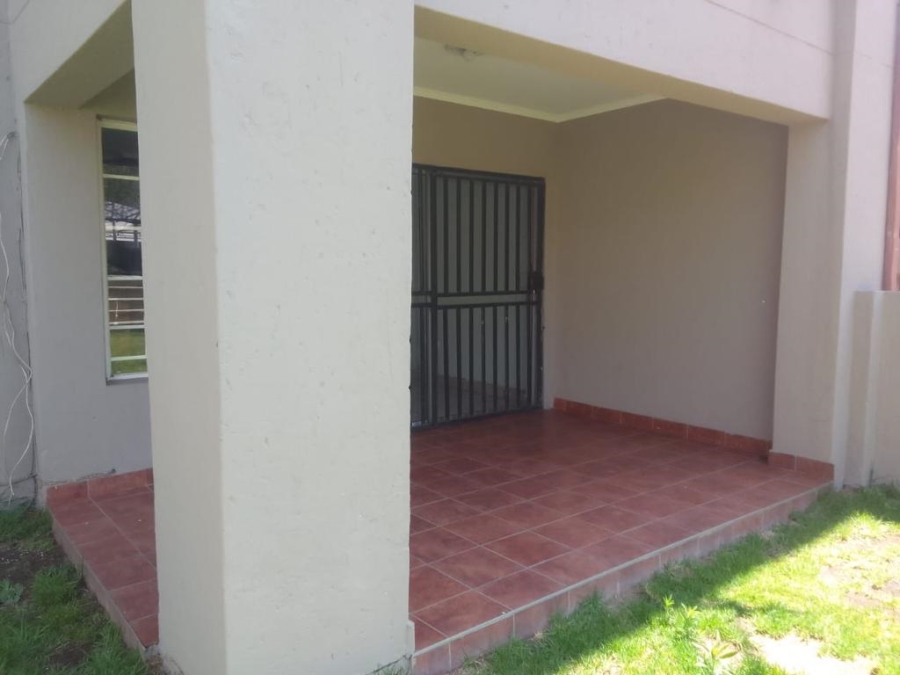 2 Bedroom Property for Sale in Carlswald Gauteng