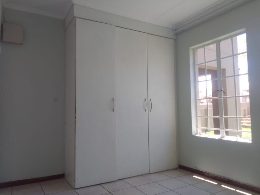 2 Bedroom Property for Sale in Carlswald Gauteng