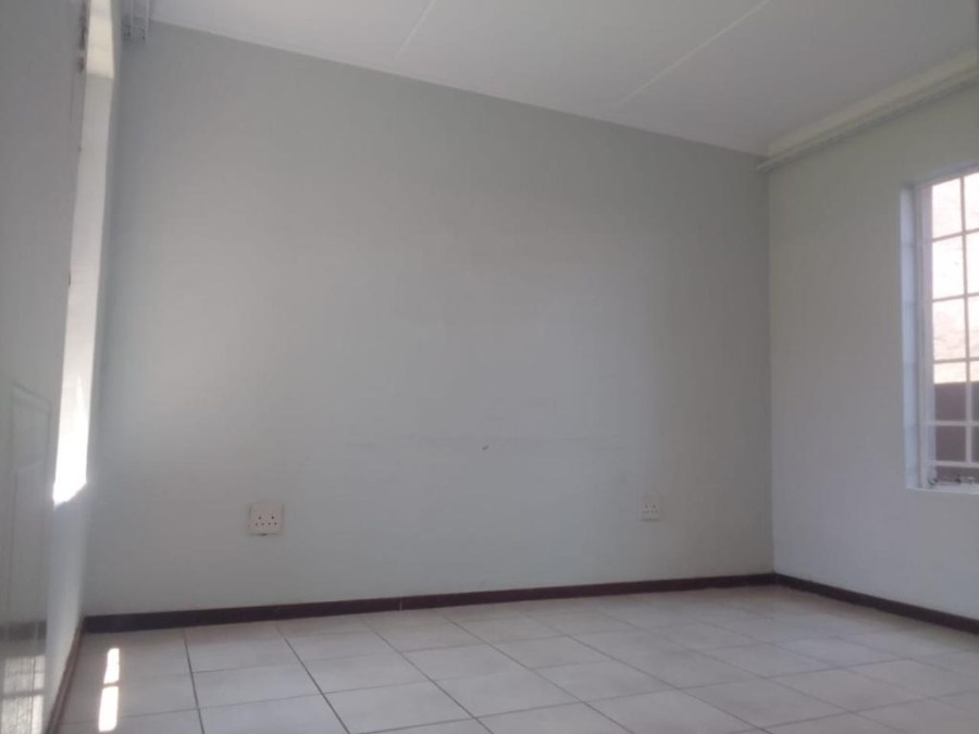 2 Bedroom Property for Sale in Carlswald Gauteng