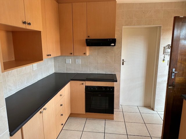 2 Bedroom Property for Sale in Wilgeheuwel Gauteng
