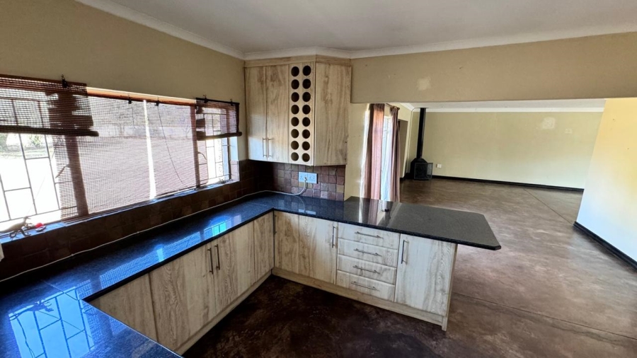 7 Bedroom Property for Sale in Bapsfontein Gauteng