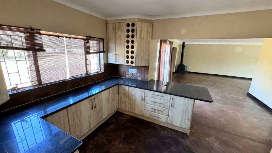 7 Bedroom Property for Sale in Bapsfontein Gauteng