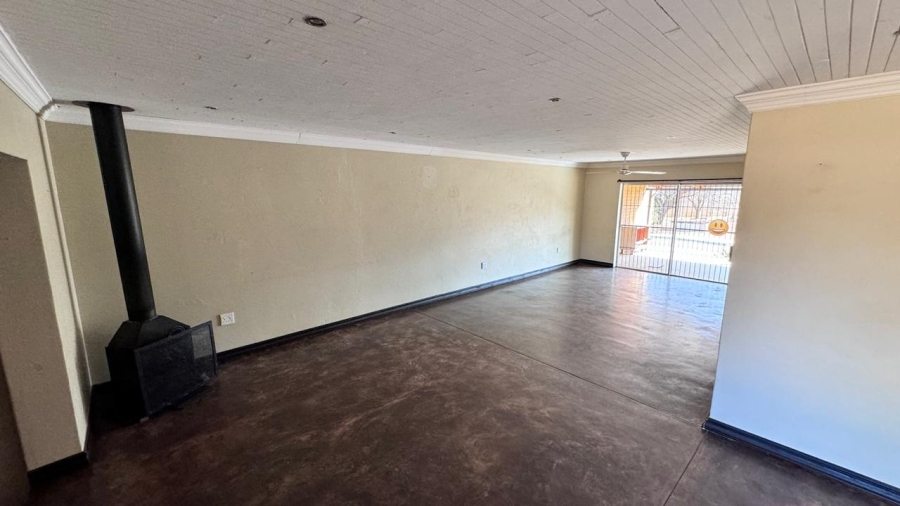 7 Bedroom Property for Sale in Bapsfontein Gauteng