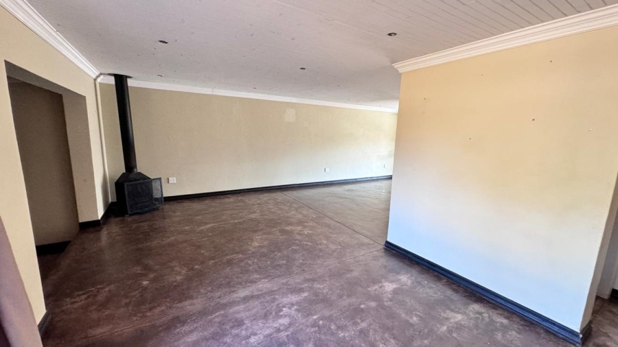 7 Bedroom Property for Sale in Bapsfontein Gauteng