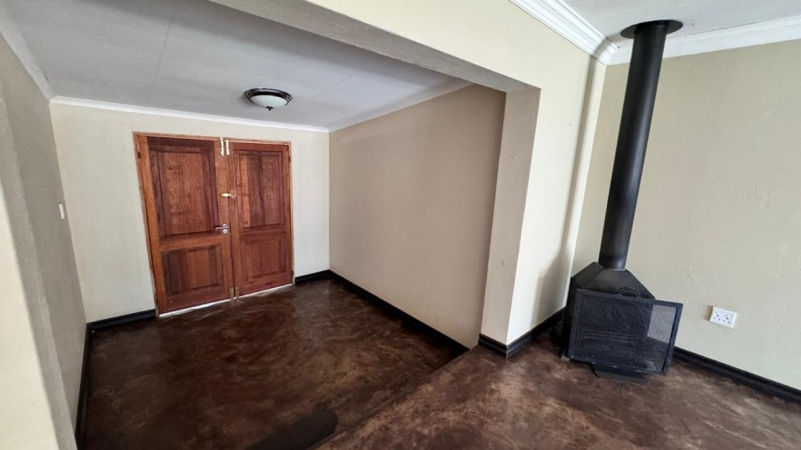 7 Bedroom Property for Sale in Bapsfontein Gauteng