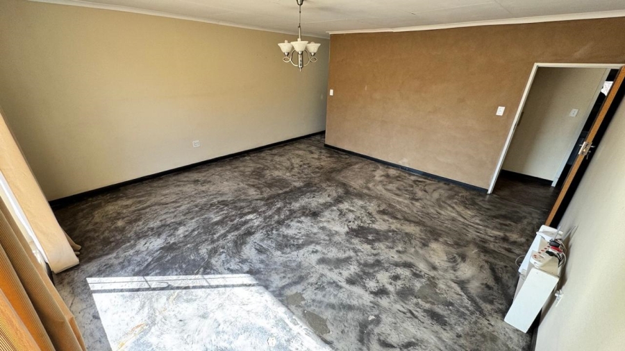 7 Bedroom Property for Sale in Bapsfontein Gauteng