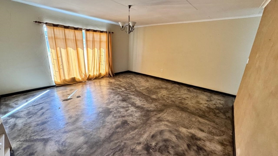 7 Bedroom Property for Sale in Bapsfontein Gauteng