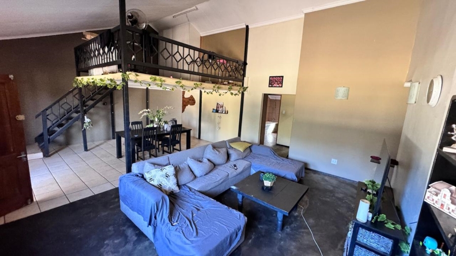 7 Bedroom Property for Sale in Bapsfontein Gauteng