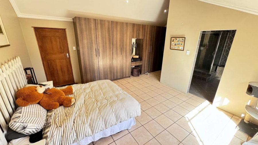 7 Bedroom Property for Sale in Bapsfontein Gauteng