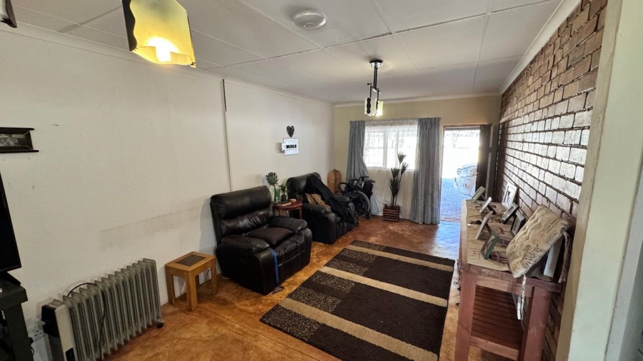 7 Bedroom Property for Sale in Bapsfontein Gauteng