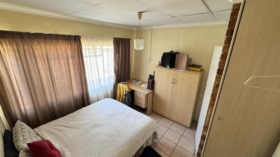 7 Bedroom Property for Sale in Bapsfontein Gauteng