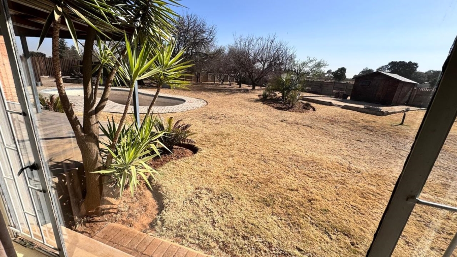 7 Bedroom Property for Sale in Bapsfontein Gauteng