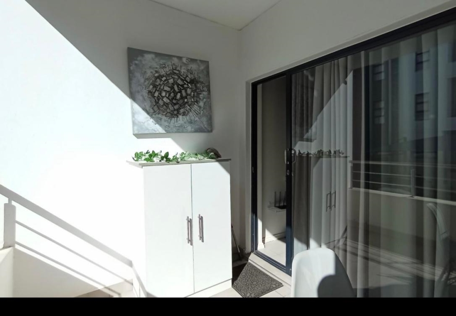 2 Bedroom Property for Sale in Erand Gardens Gauteng