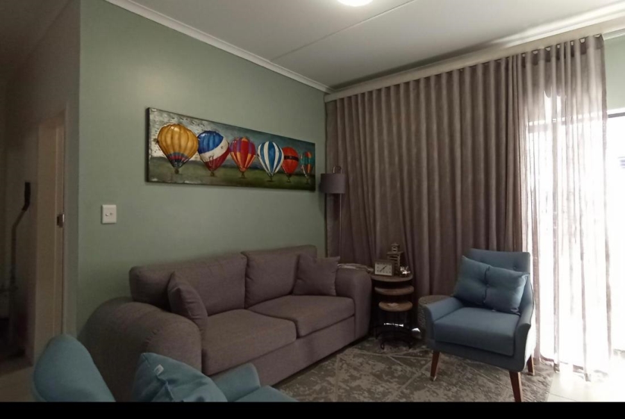 2 Bedroom Property for Sale in Erand Gardens Gauteng