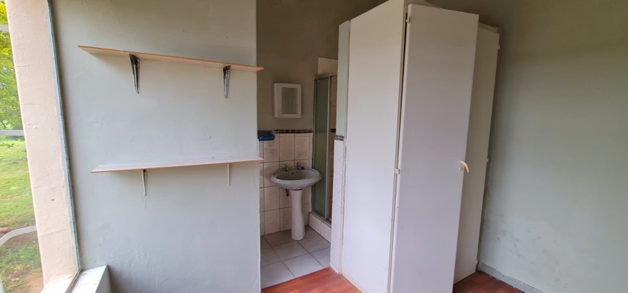 To Let Commercial Property for Rent in Boekenhoutskloof and surround Gauteng