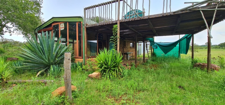 To Let Commercial Property for Rent in Boekenhoutskloof and surround Gauteng