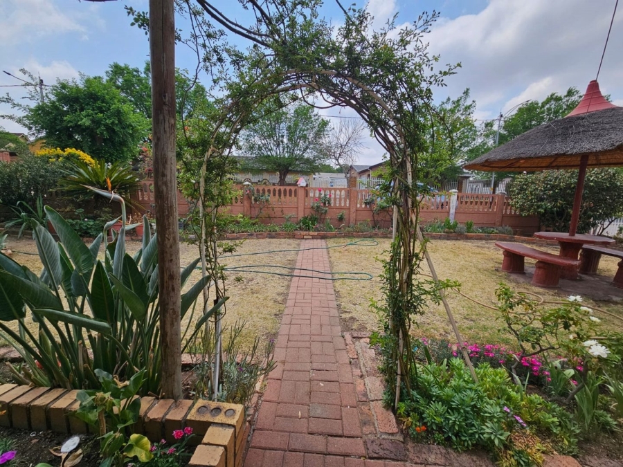 4 Bedroom Property for Sale in Visagie Park Gauteng