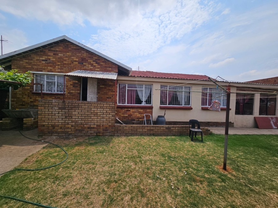 4 Bedroom Property for Sale in Visagie Park Gauteng