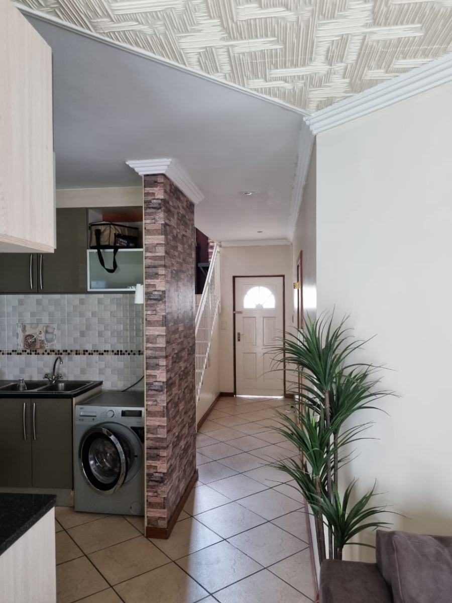 To Let 3 Bedroom Property for Rent in Eveleigh Gauteng