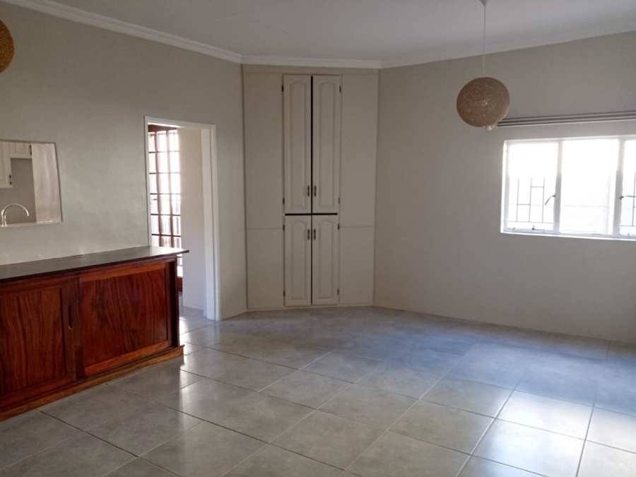 5 Bedroom Property for Sale in Silverton Gauteng