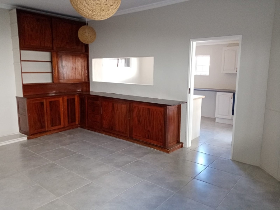 5 Bedroom Property for Sale in Silverton Gauteng