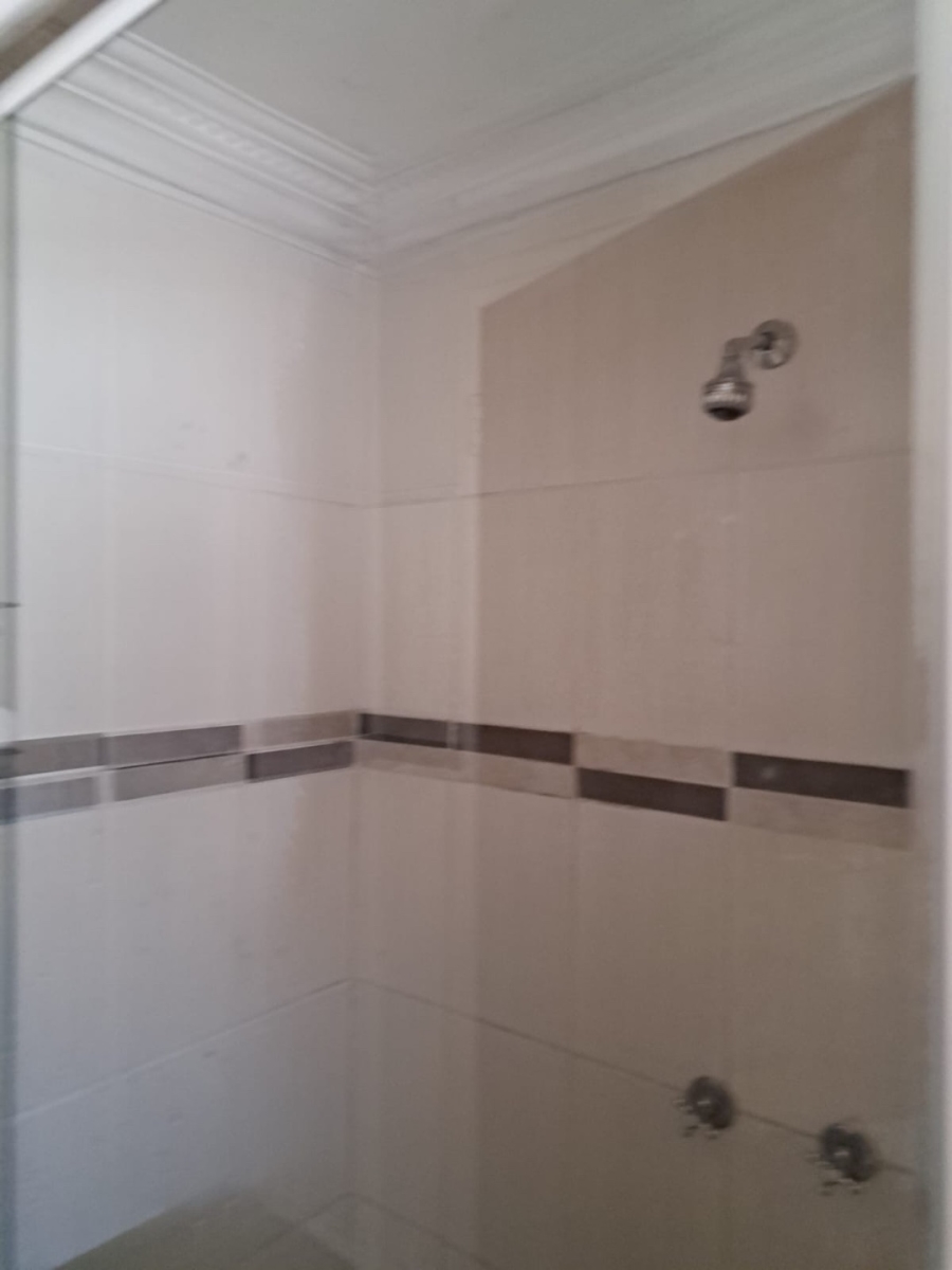 8 Bedroom Property for Sale in Waterkloof Ridge Gauteng