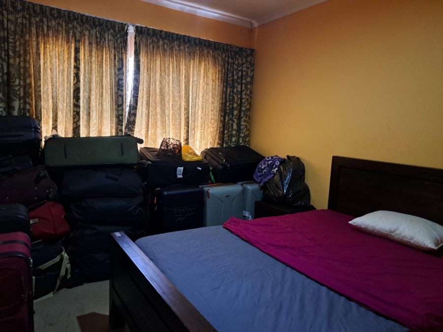 8 Bedroom Property for Sale in Waterkloof Ridge Gauteng