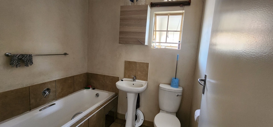 3 Bedroom Property for Sale in Sky City Gauteng