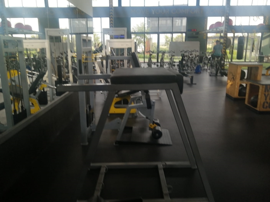 To Let 3 Bedroom Property for Rent in Waterfall Gauteng