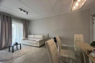 To Let 3 Bedroom Property for Rent in Waterfall Gauteng