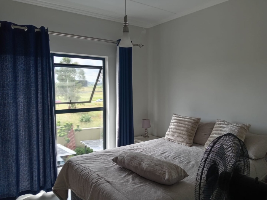 To Let 2 Bedroom Property for Rent in Waterfall Gauteng