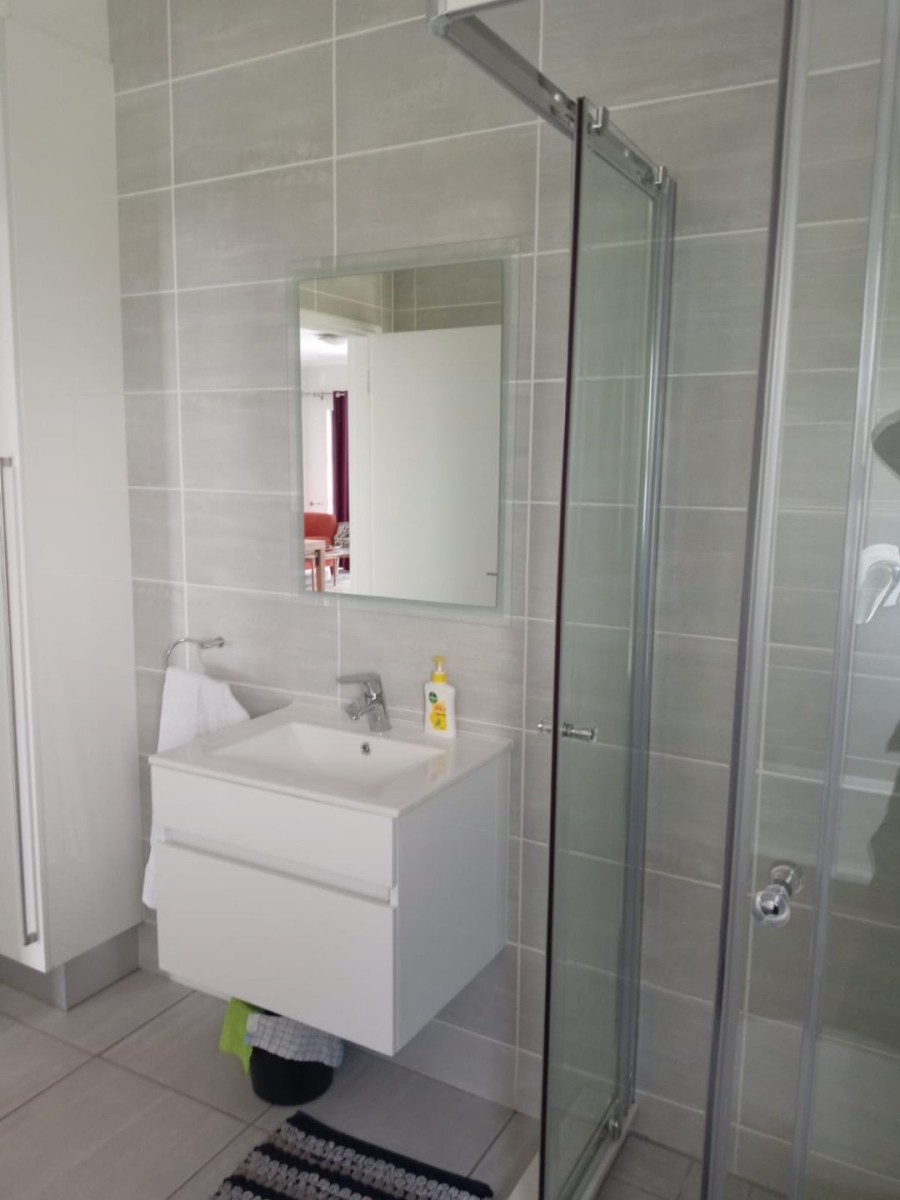 To Let 2 Bedroom Property for Rent in Waterfall Gauteng