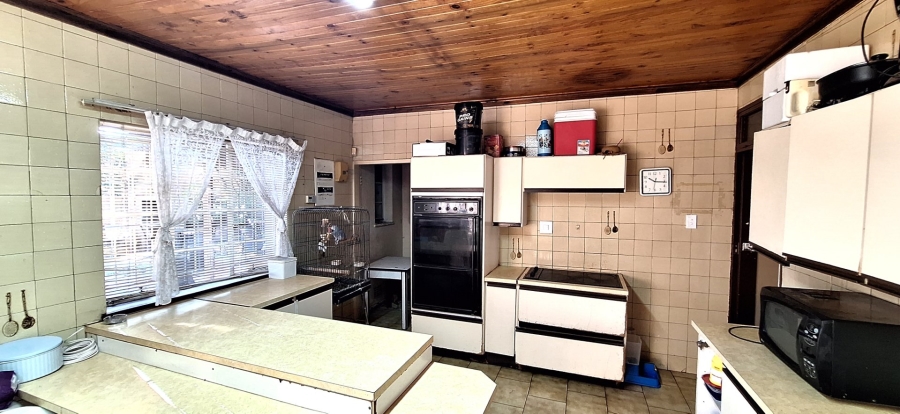 3 Bedroom Property for Sale in Dunnottar Gauteng
