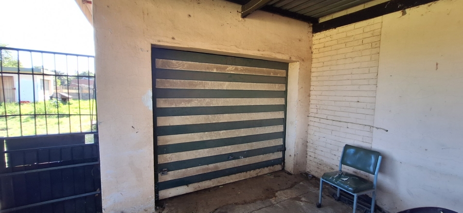 3 Bedroom Property for Sale in Dunnottar Gauteng