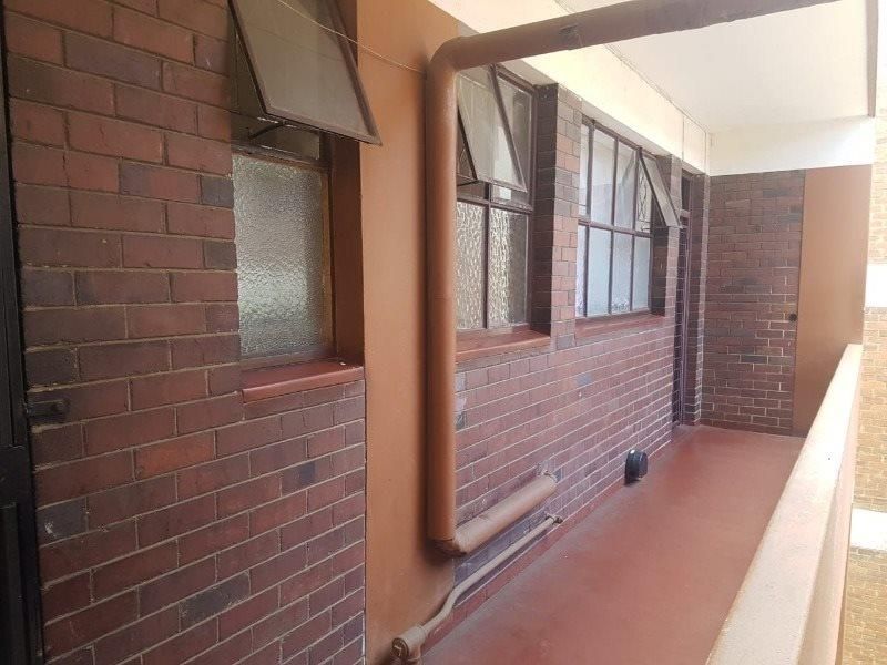 1 Bedroom Property for Sale in Braamfontein Gauteng