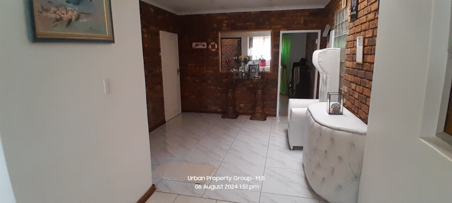 4 Bedroom Property for Sale in Sunward Park Gauteng