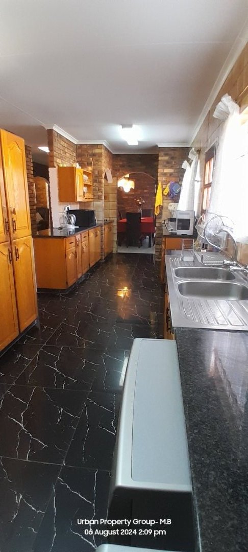 4 Bedroom Property for Sale in Sunward Park Gauteng