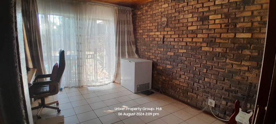 4 Bedroom Property for Sale in Sunward Park Gauteng
