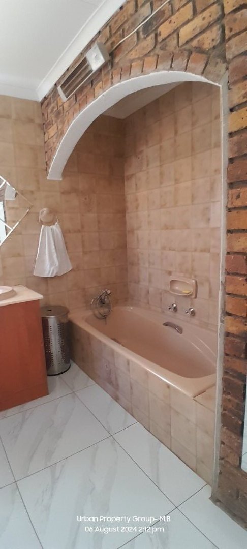 4 Bedroom Property for Sale in Sunward Park Gauteng