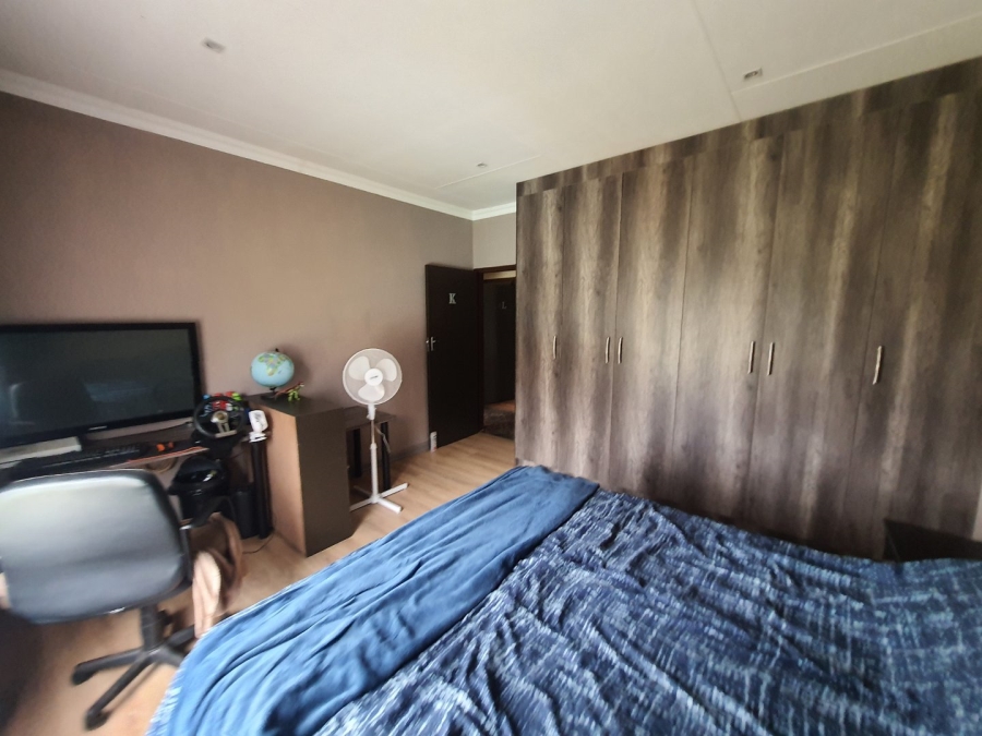 3 Bedroom Property for Sale in Grootfontein Country Estate Gauteng