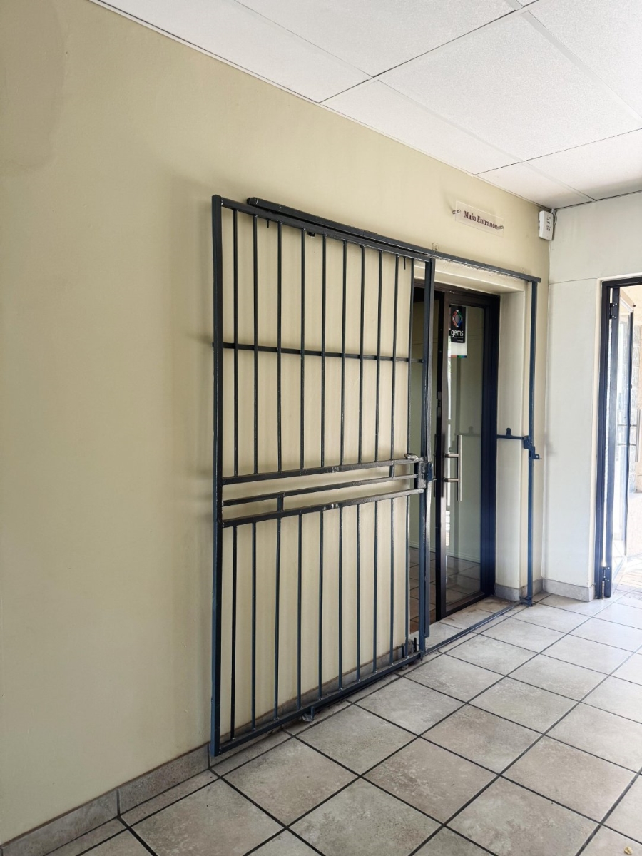 To Let Commercial Property for Rent in Wierda Park Gauteng
