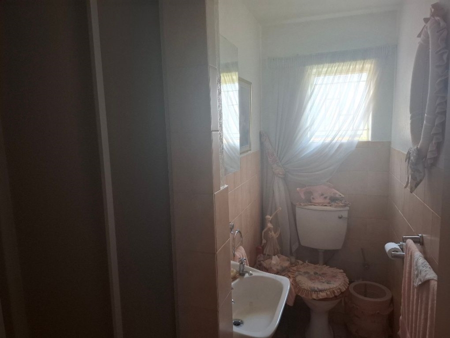2 Bedroom Property for Sale in Eastleigh Gauteng