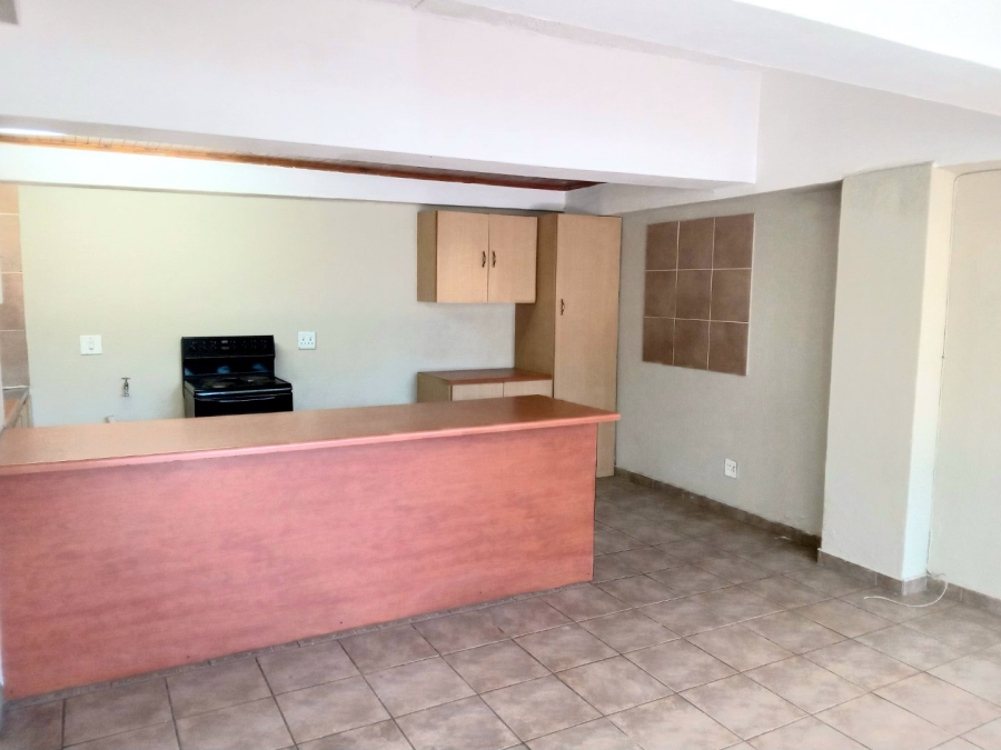 To Let 1 Bedroom Property for Rent in Florida Gauteng