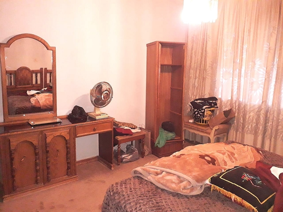 4 Bedroom Property for Sale in Lenasia Ext 11 Gauteng