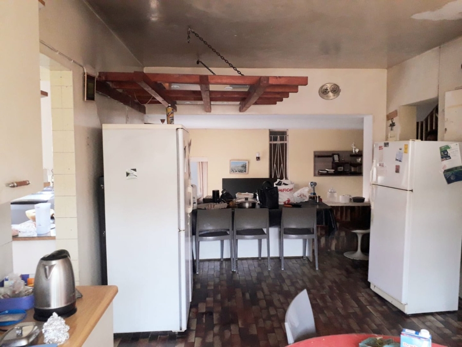 6 Bedroom Property for Sale in Lenasia Ext 1 Gauteng