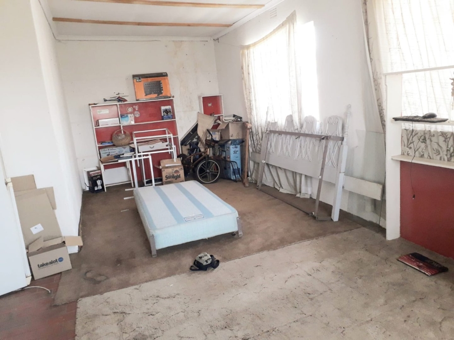 6 Bedroom Property for Sale in Lenasia Ext 1 Gauteng