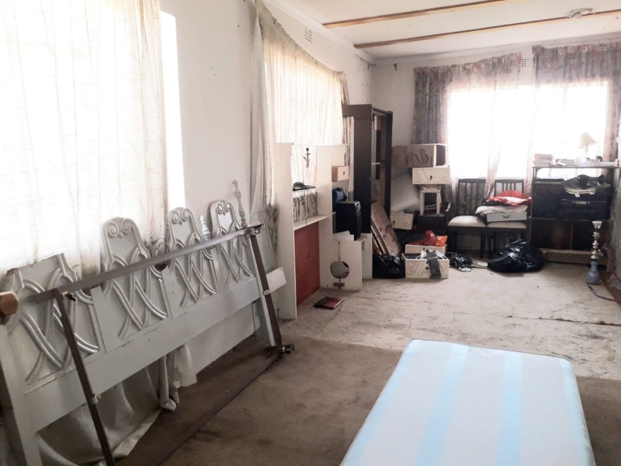 6 Bedroom Property for Sale in Lenasia Ext 1 Gauteng