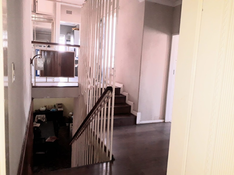 6 Bedroom Property for Sale in Lenasia Ext 1 Gauteng