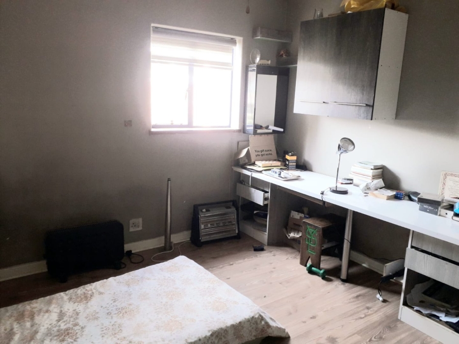 6 Bedroom Property for Sale in Lenasia Ext 1 Gauteng